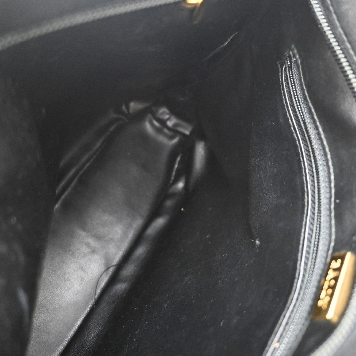 BALLY B Logo Quilted Chain Shoulder Bag Leather Black GHW Switzerland 01CA846