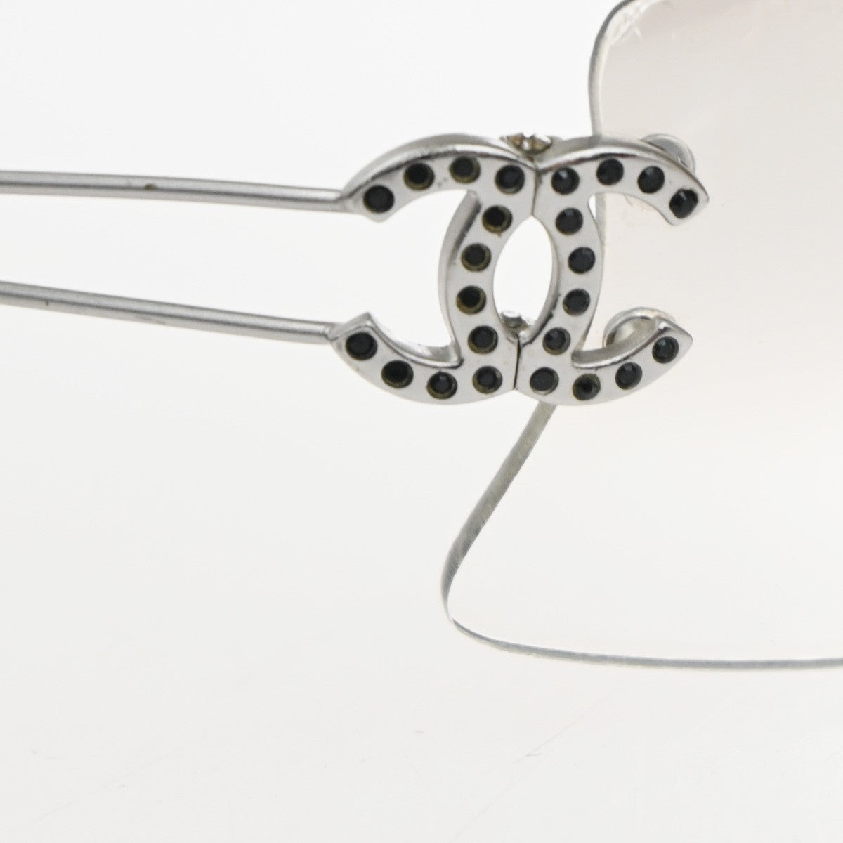 CHANEL CC Logo Rhine Stone Sunglasses Eye Were Plastic Metal Silver 63RL856