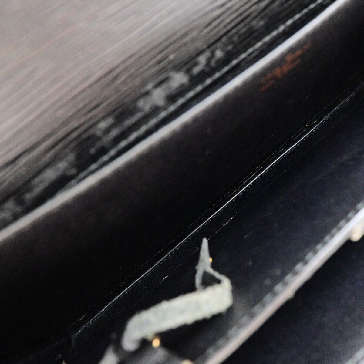 LOUIS VUITTON Serviette Conseiller Hand Bag Epi Leather Black M54422 62EC928