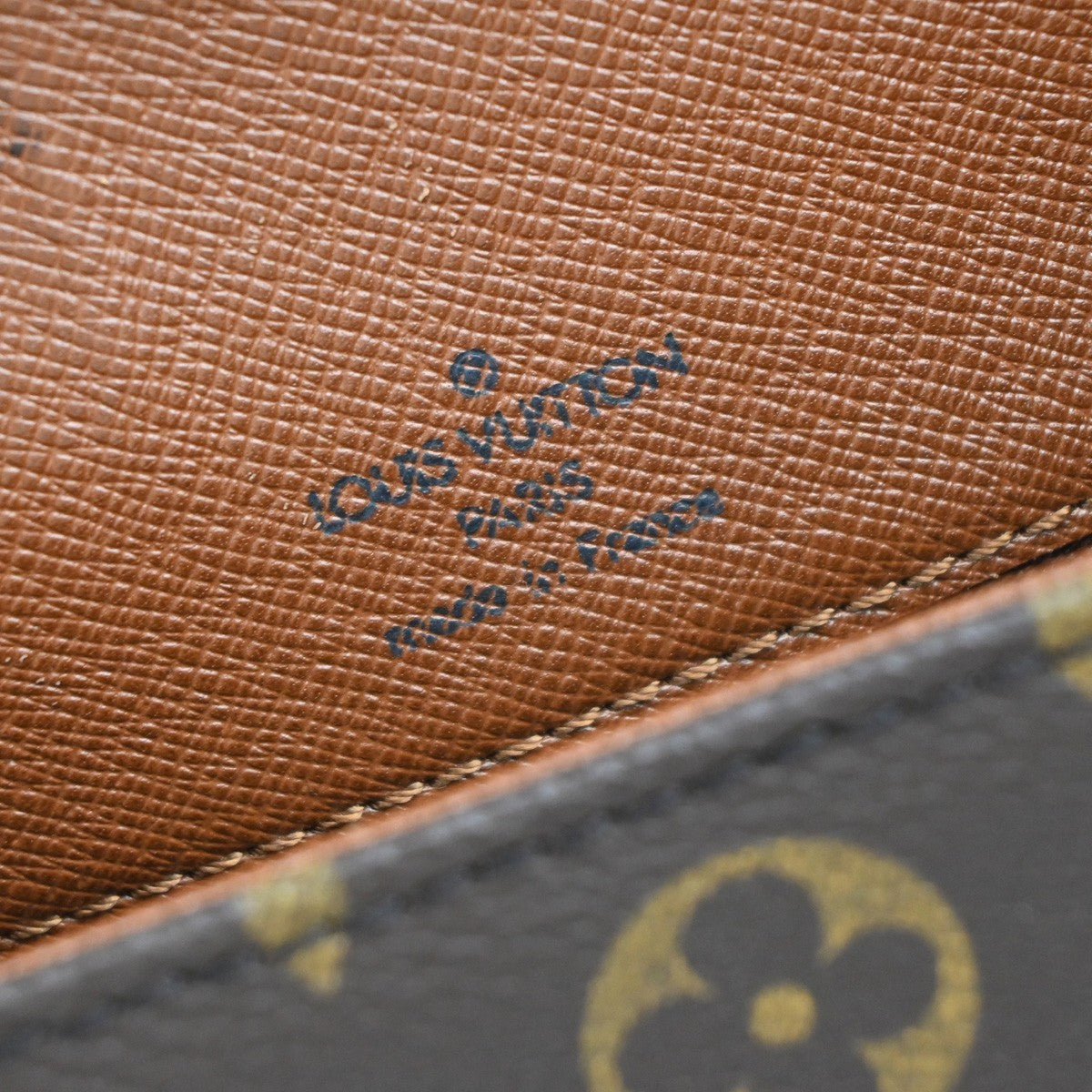 LOUIS VUITTON Saint Cloud MM Shoulder Bag Monogram Leather Brown M51243 80EF865