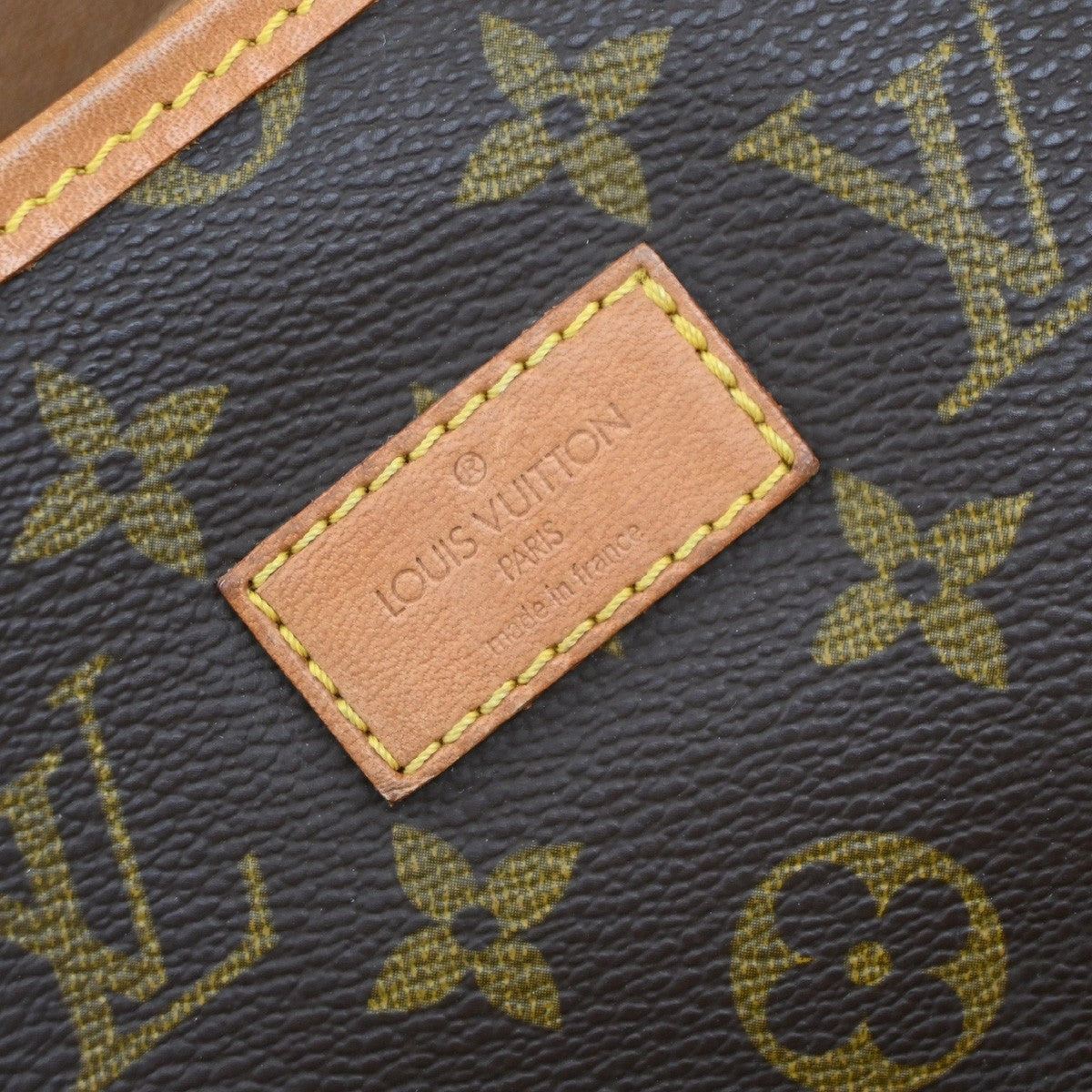 LOUIS VUITTON Saumur 35 Shoulder Bag Monogram Leather BN France M42254 87EG369