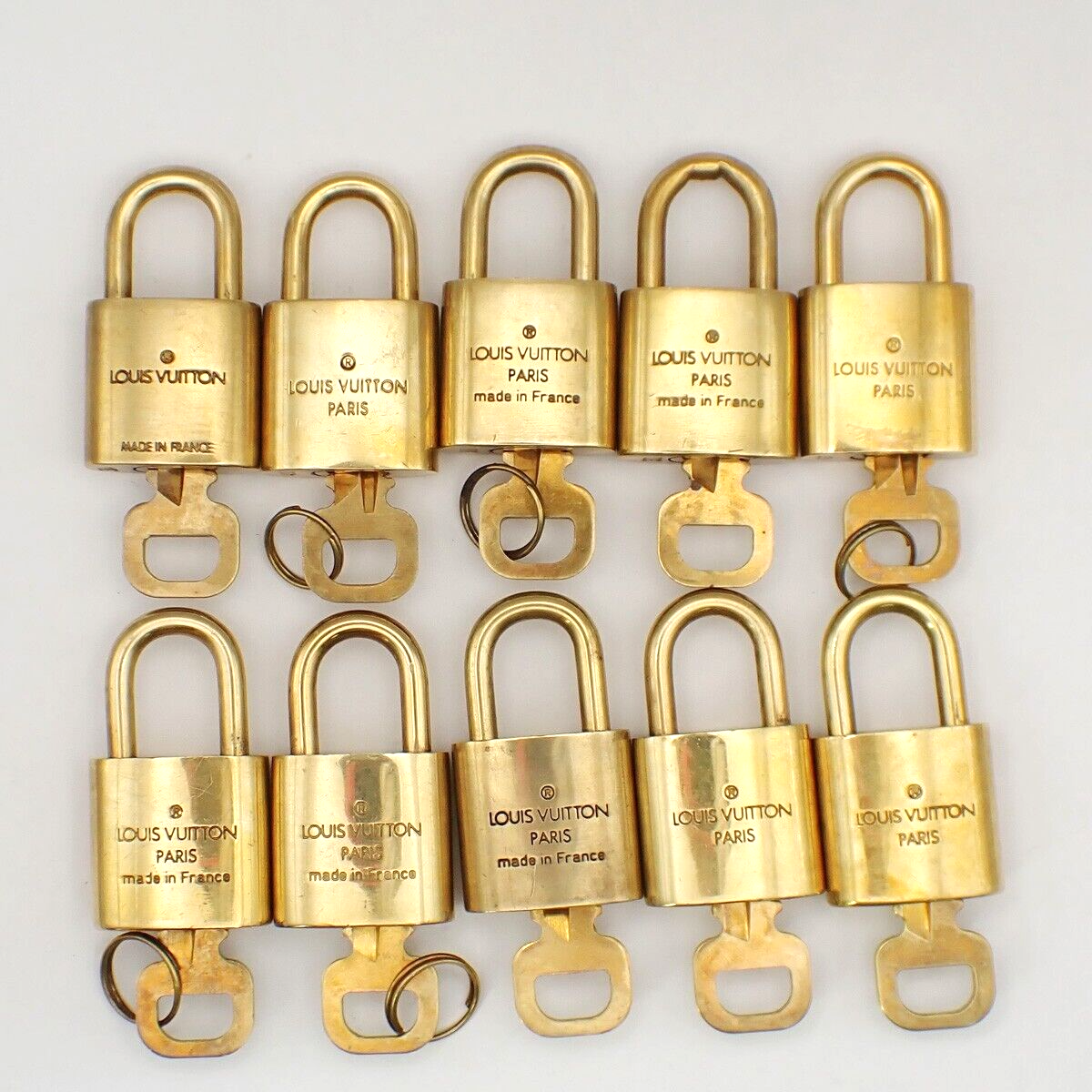 LOUIS VUITTON LV 10 Set  Padlock Key Bag Charm Cadena Gold Plated France 61YF801
