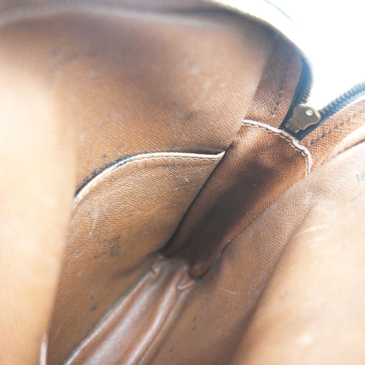 LOUIS VUITTON Amazone Shoulder Bag Monogram Leather Brown France M45236 69CA200