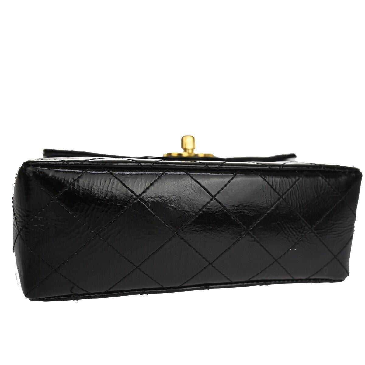 CHANEL CC Mini Matelasse Chain Shoulder Bag Patent Leather Black GHW 332RJ334