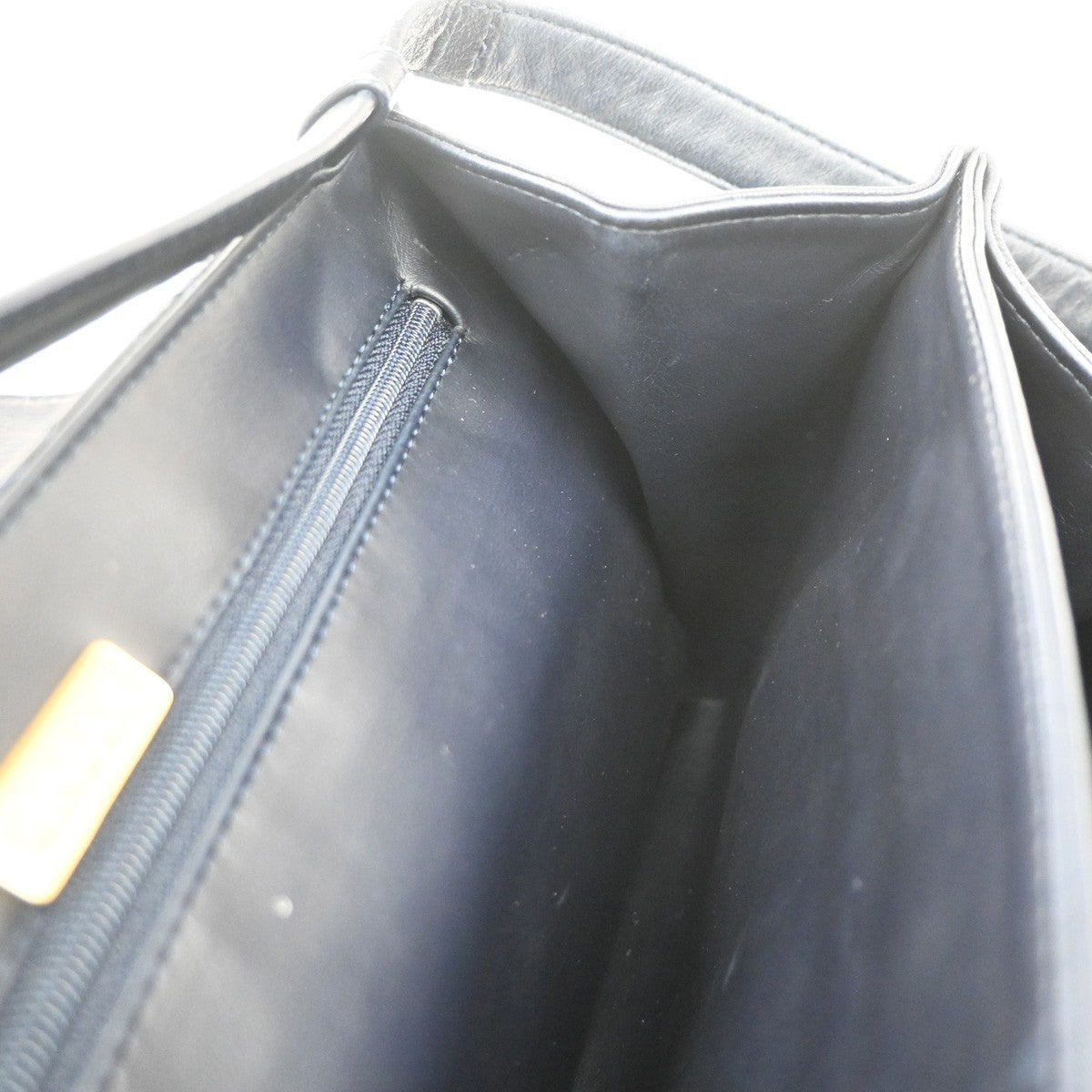 BALLY Logo Flap Shoulder Bag Quilted Leather Navy Blue GHW Italy 09MA548