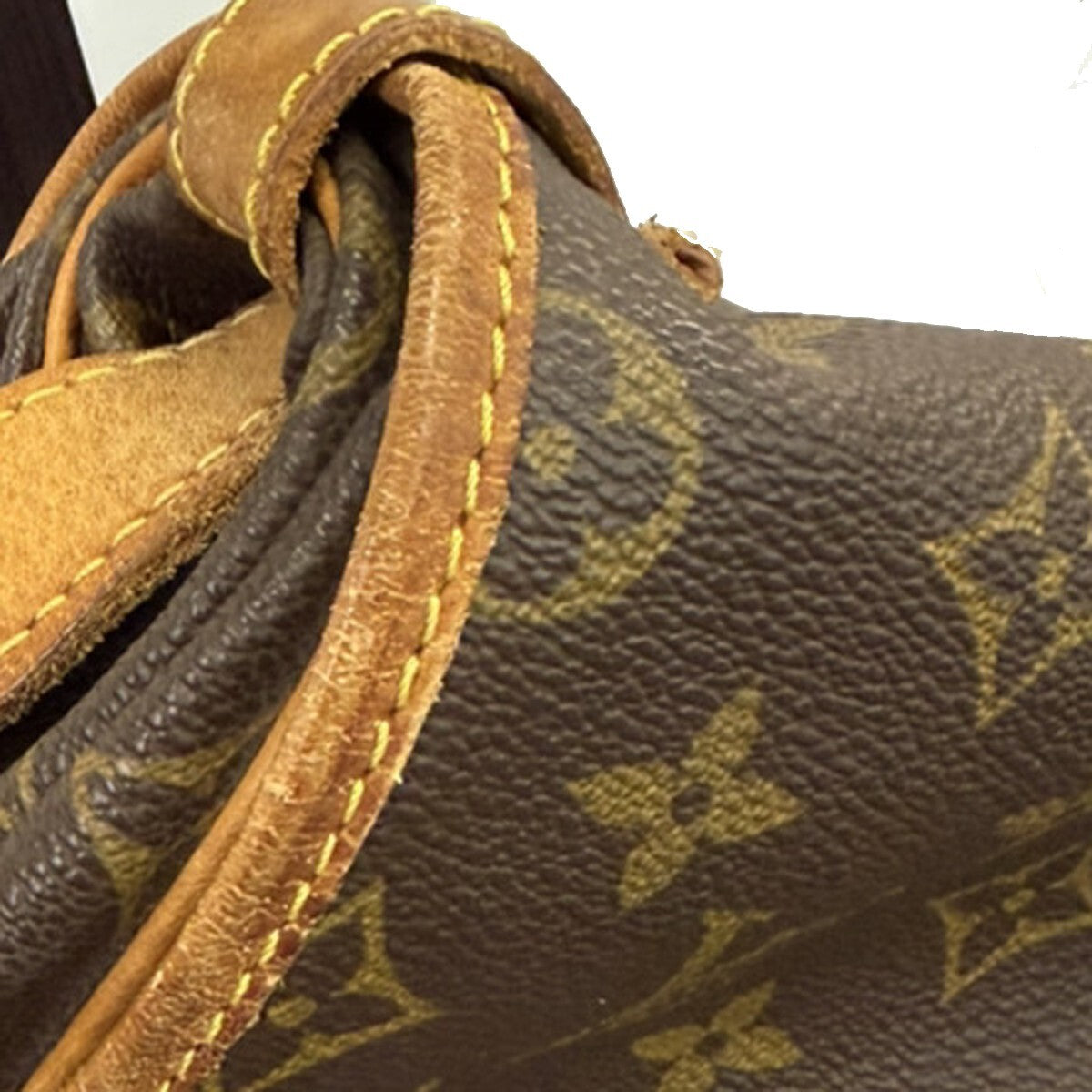 LOUIS VUITTON Logo Saumur 43 Shoulder Bag Monogram Leather Brown M42252 85FB601