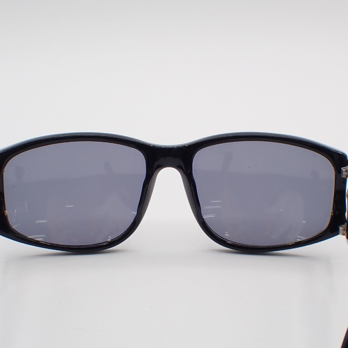 CHANEL CC Logos Sunglasses Eye Wear Plastic Black Gold 02461 64RL559