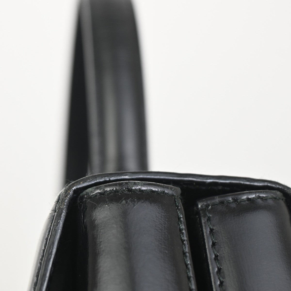 SALVATORE FERRAGAMO Logo Gancini Hand Bag Leather Black GHW Italy 62ZA115