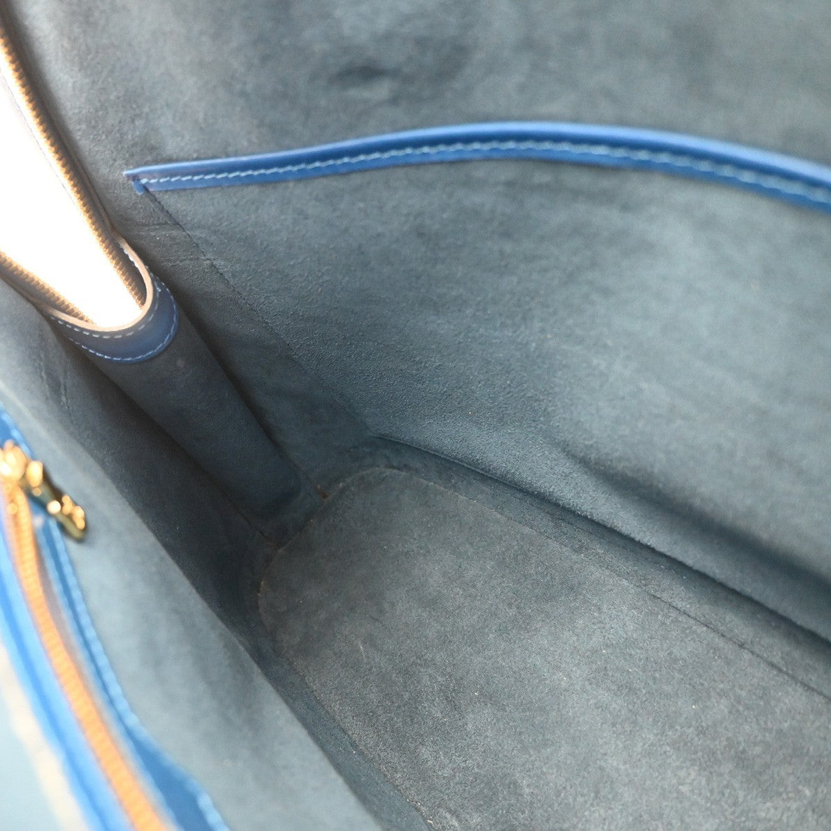 LOUIS VUITTON LV Lussac Shoulder Bag Epi Leather Blue France M52285 80MA281