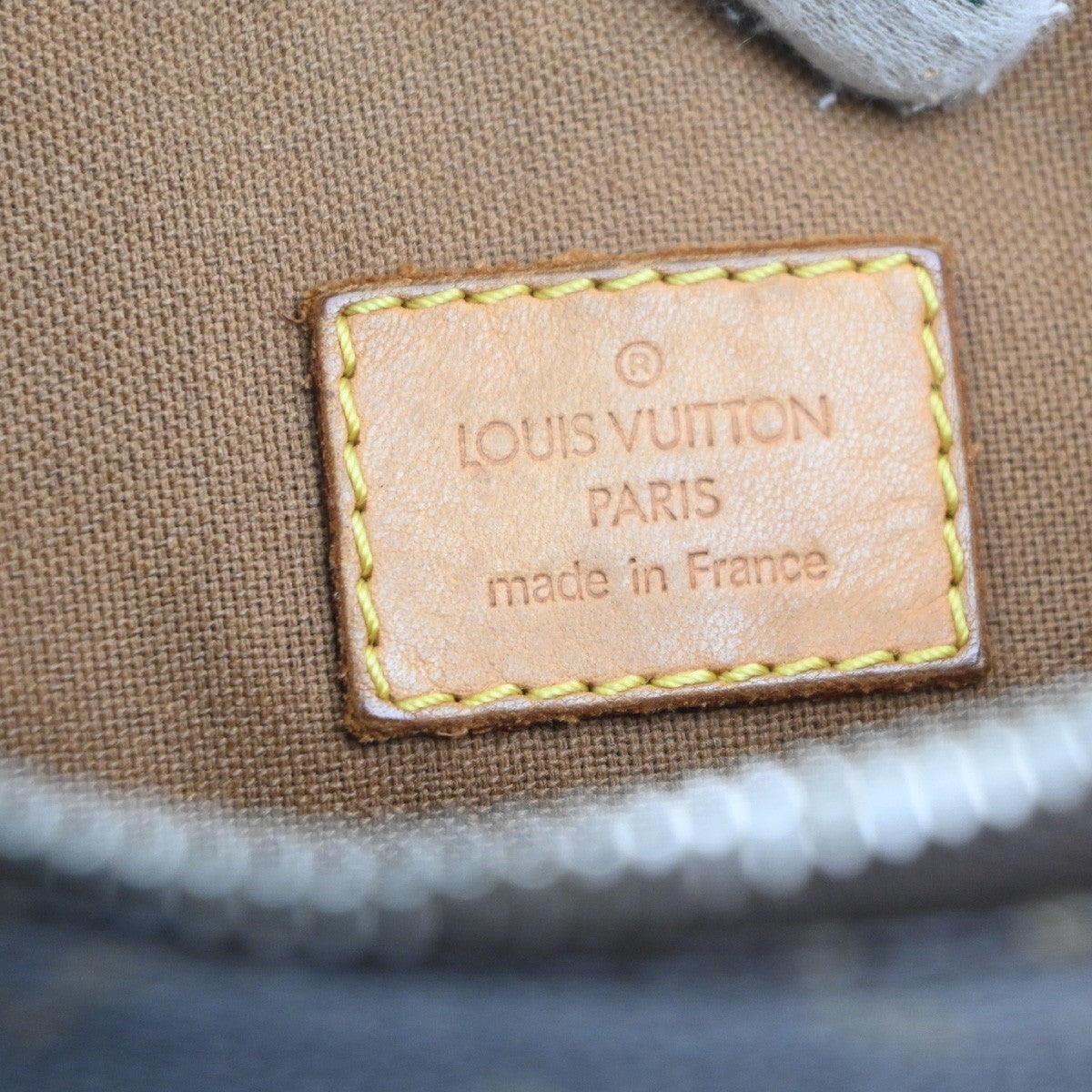 LOUIS VUITTON Pochette Bosphore Shoulder Bag Monogram Leather BN M40044 87MA290