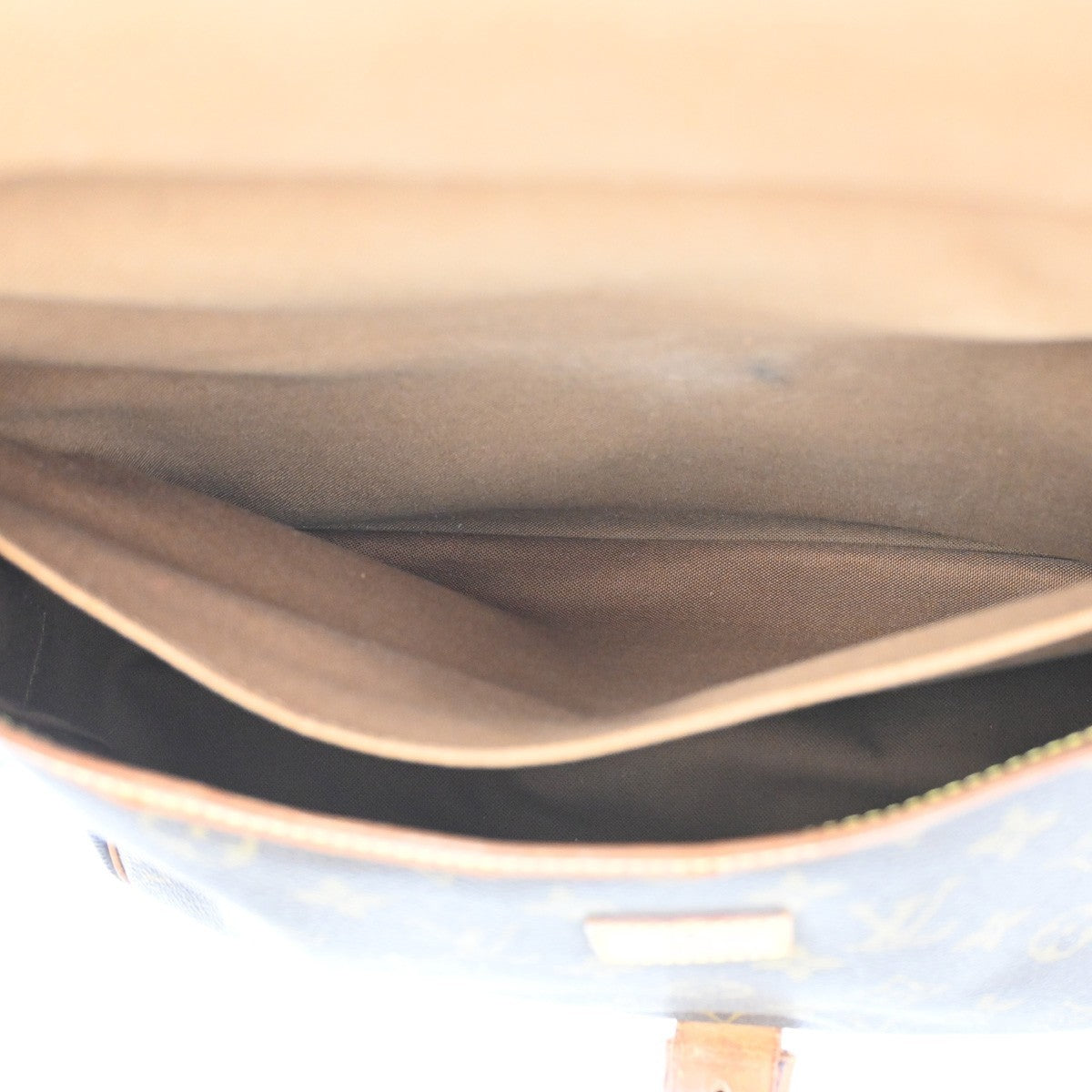 LOUIS VUITTON Saumur 35 Shoulder Bag Monogram Leather BN France M42254 86TA549