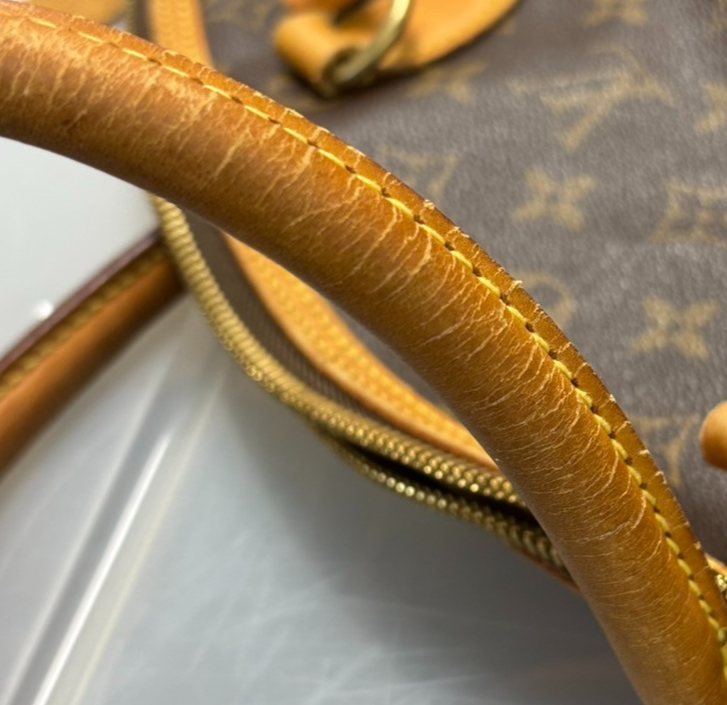 LOUIS VUITTON Logo Lockit Shoulder Bag Monogram Leather Brown M40104 33TA499