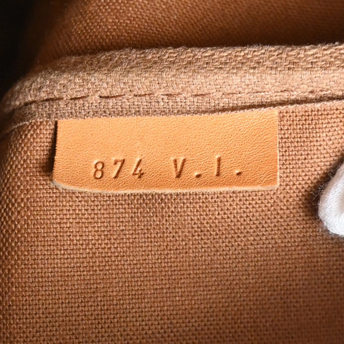 LOUIS VUITTON Saumur 35 Shoulder Bag Monogram Leather BN France M42254 77YJ008