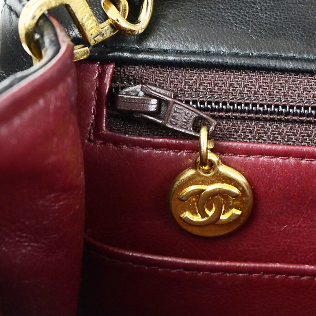 CHANEL CC Mini Matelasse Chain Shoulder Bag Leather Black GHW Vintage 397RK660