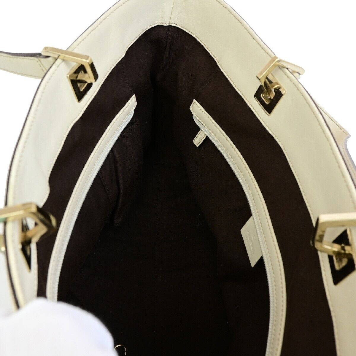 GUCCI Logo GG Pattern Shoulder Bag Canvas Leather Brown White GHW 76EE101