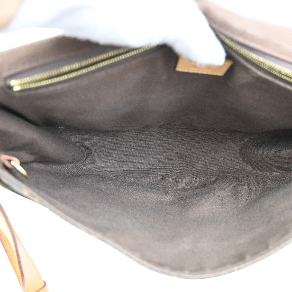LOUIS VUITTON Menilmontant MM Shoulder Bag Monogram Leather BN M40473 31KB584