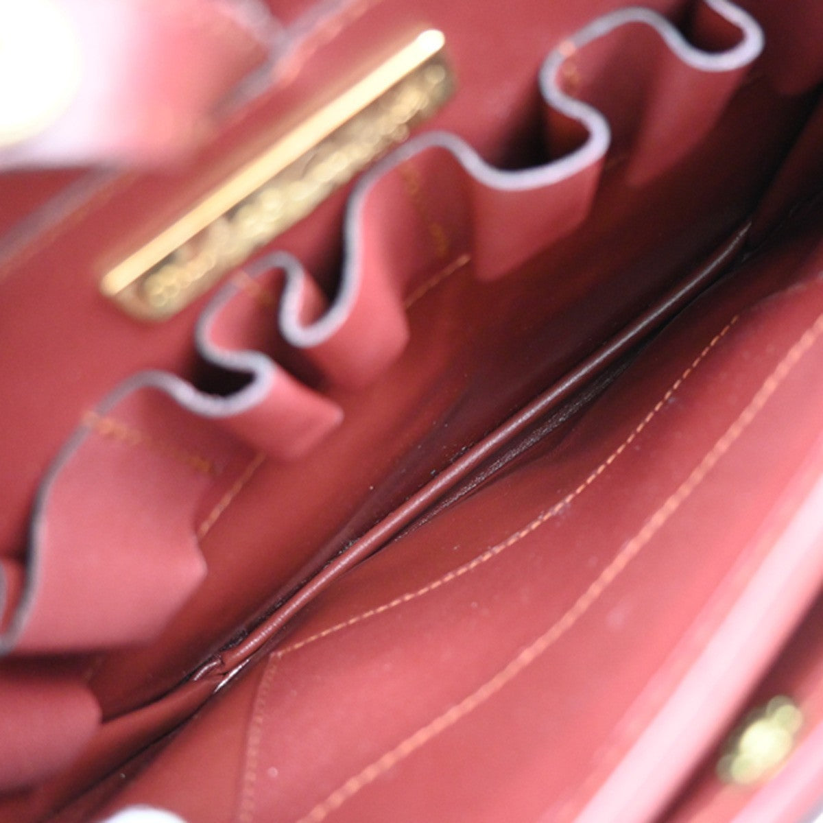 MUST DE CARTIER 2C Logo Crossbody Shoulder Bag Leather Red GHW 66CA367