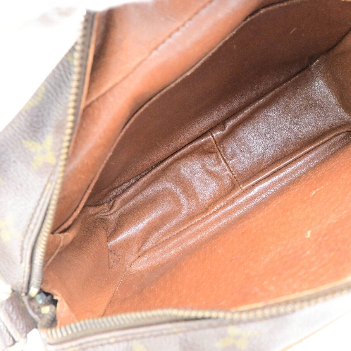 LOUIS VUITTON Nile Crossbody Shoulder Bag Monogram Leather Brown M45244 68ED041