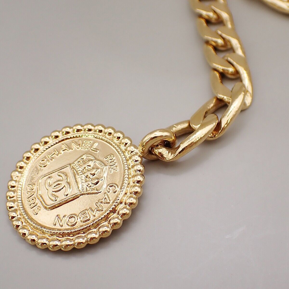 CHANEL CC Logo Cambon Medallion Charm Chain Belt Gold GHW Accessory 95RK025