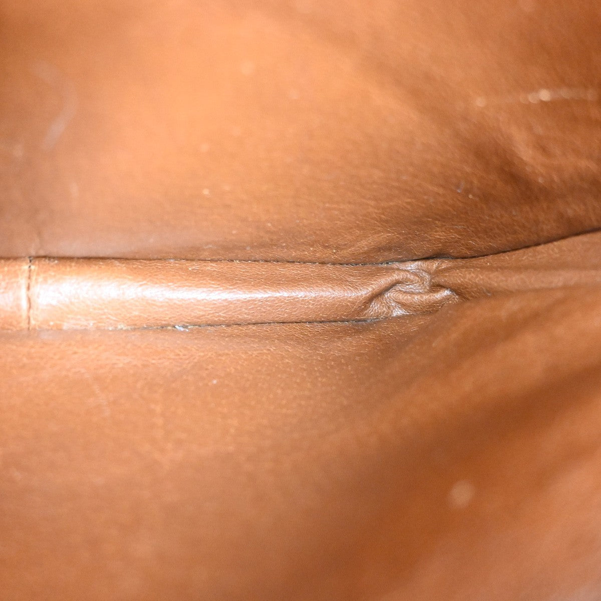 LOUIS VUITTON Nile Migratoire Shoulder Bag Monogram Leather Brown M45244 04TA203
