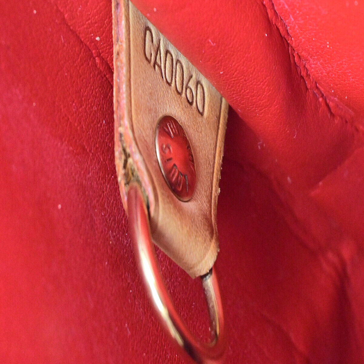 LOUIS VUITTON Houston Shoulder Bag Monogram Vernis Rouge M91092 60YF418