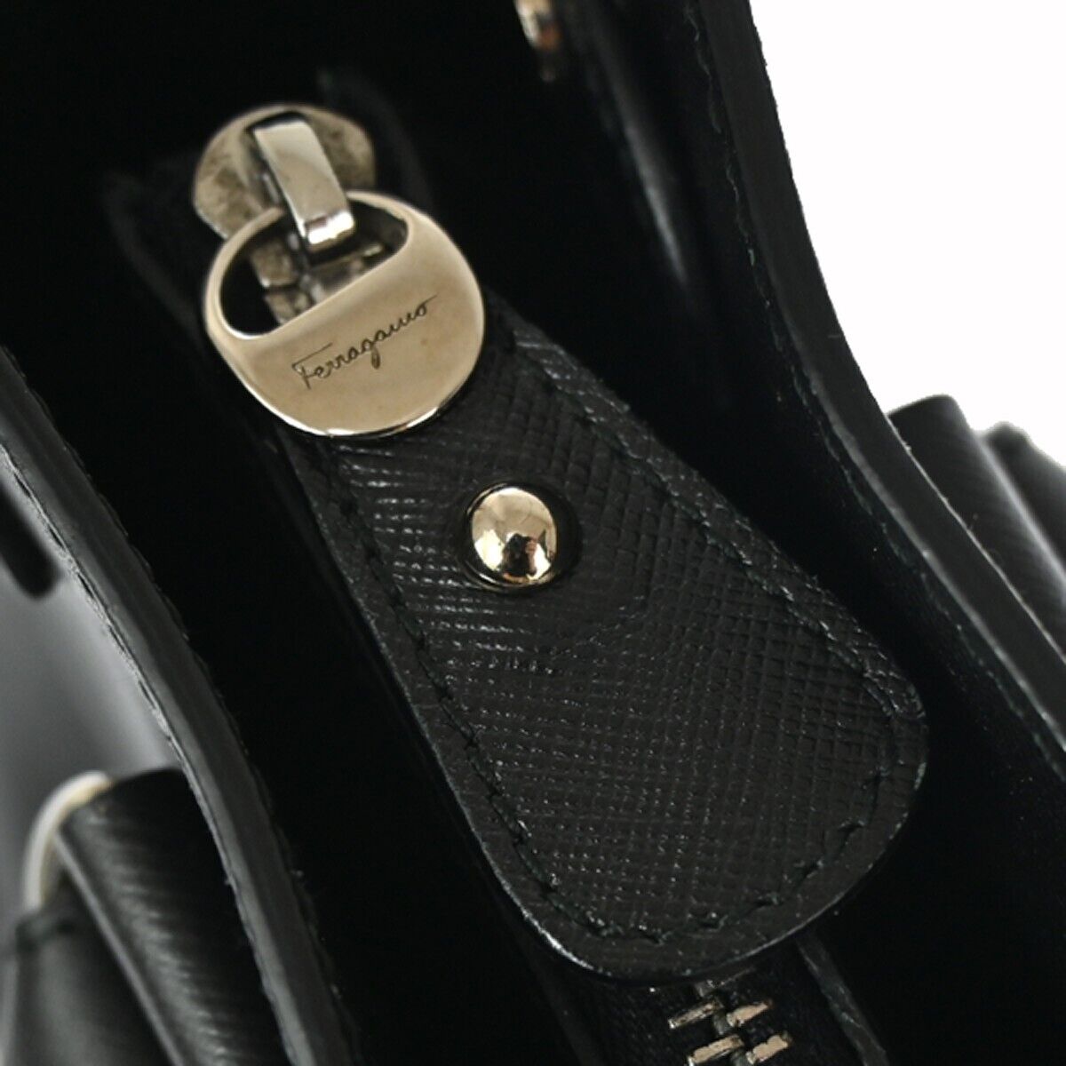 SALVATORE FERRAGAMO Gancini Hand Bag Leather Black Silver Made in Italy 61HB058