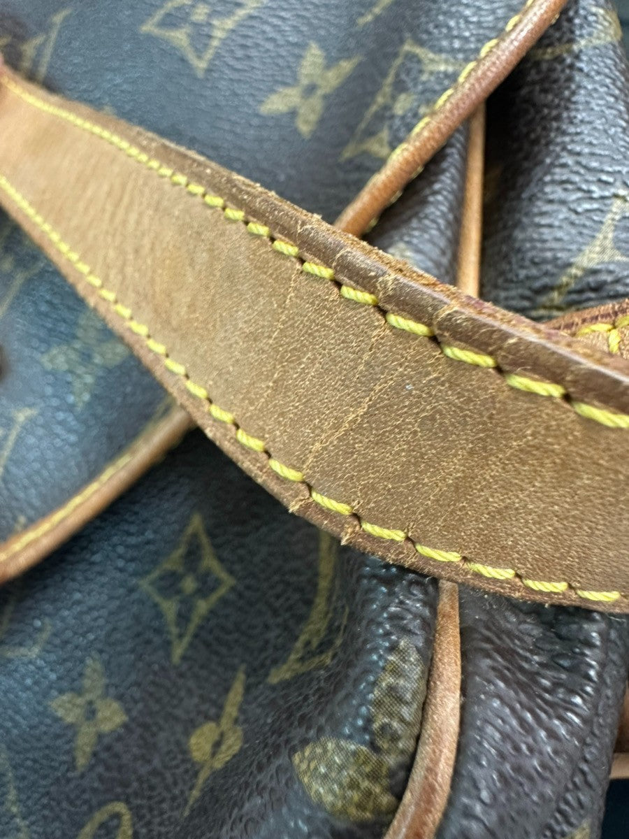 LOUIS VUITTON Logo Saumur 30 Shoulder Bag Monogram Leather Brown M42256 82CA792