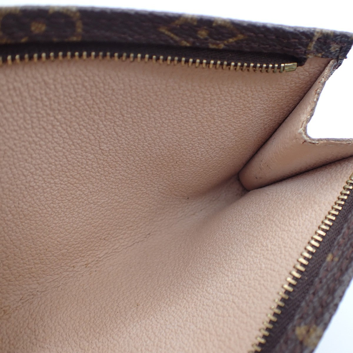 LOUIS VUITTON LV Bucket PM Clutch Pouch Bag Monogram Leather France 05KC810