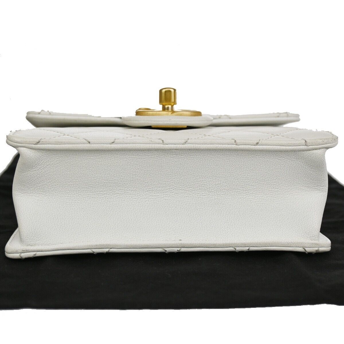 CHANEL CC Mini Matelasse Imitation Pearl Chain Shoulder Bag Leather WE 870RJ439