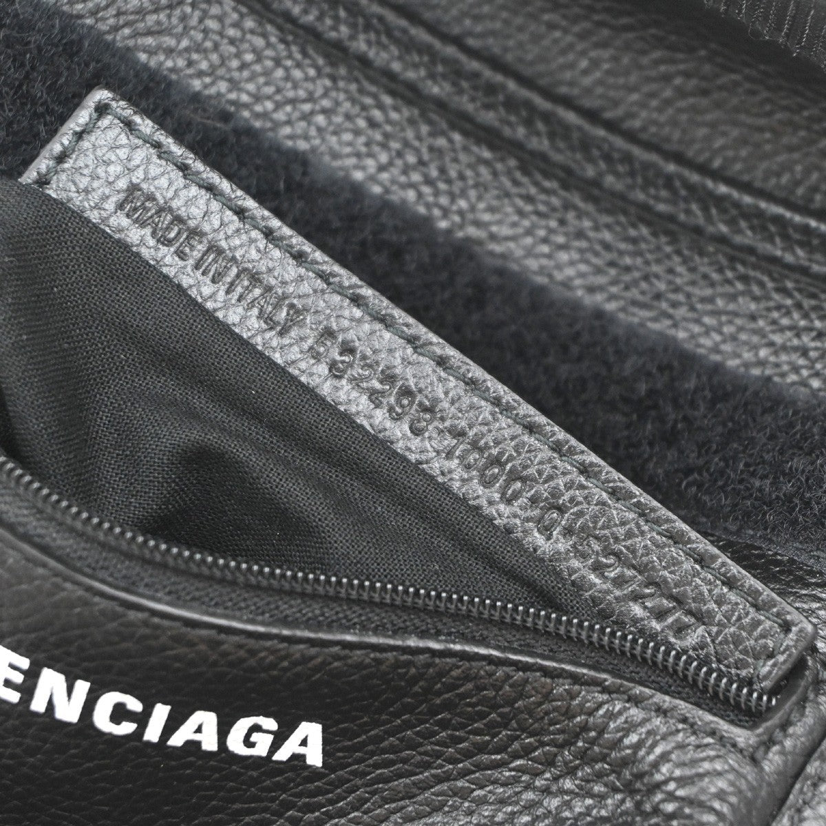 BALENCIAGA Logo Explorer Pouch Mini Shoulder Bag Leather Black SHW Italy 82RF930