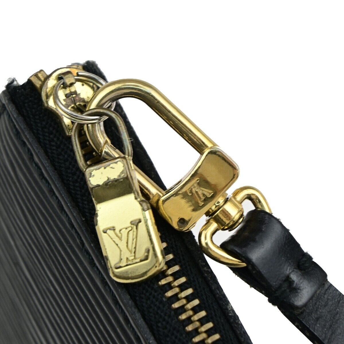 LOUIS VUITTON LV Pochette Accessoires Hand Bag Epi Leather Black M52942 31EB817