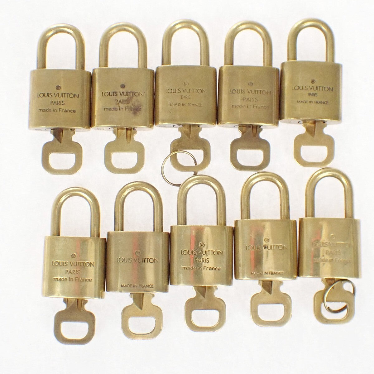 LOUIS VUITTON LV 10 SET PADLOCK KEY BAG CHARM CADENA GOLD PLATED FRANCE 37YG110