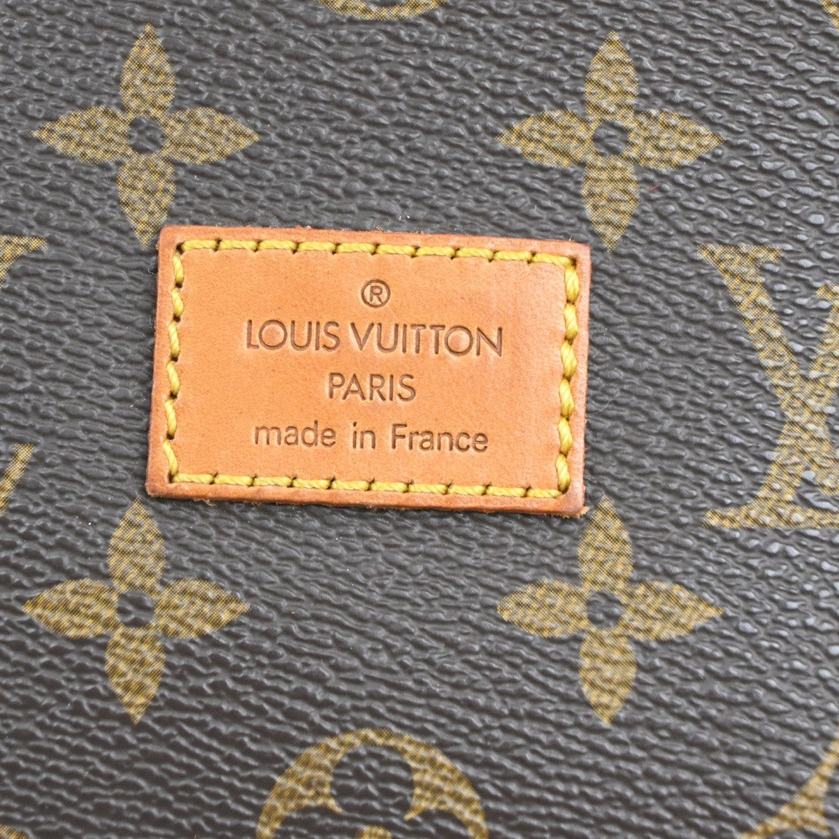 LOUIS VUITTON Saumur 35 Shoulder Bag Monogram Leather BN France M42254 18CA796