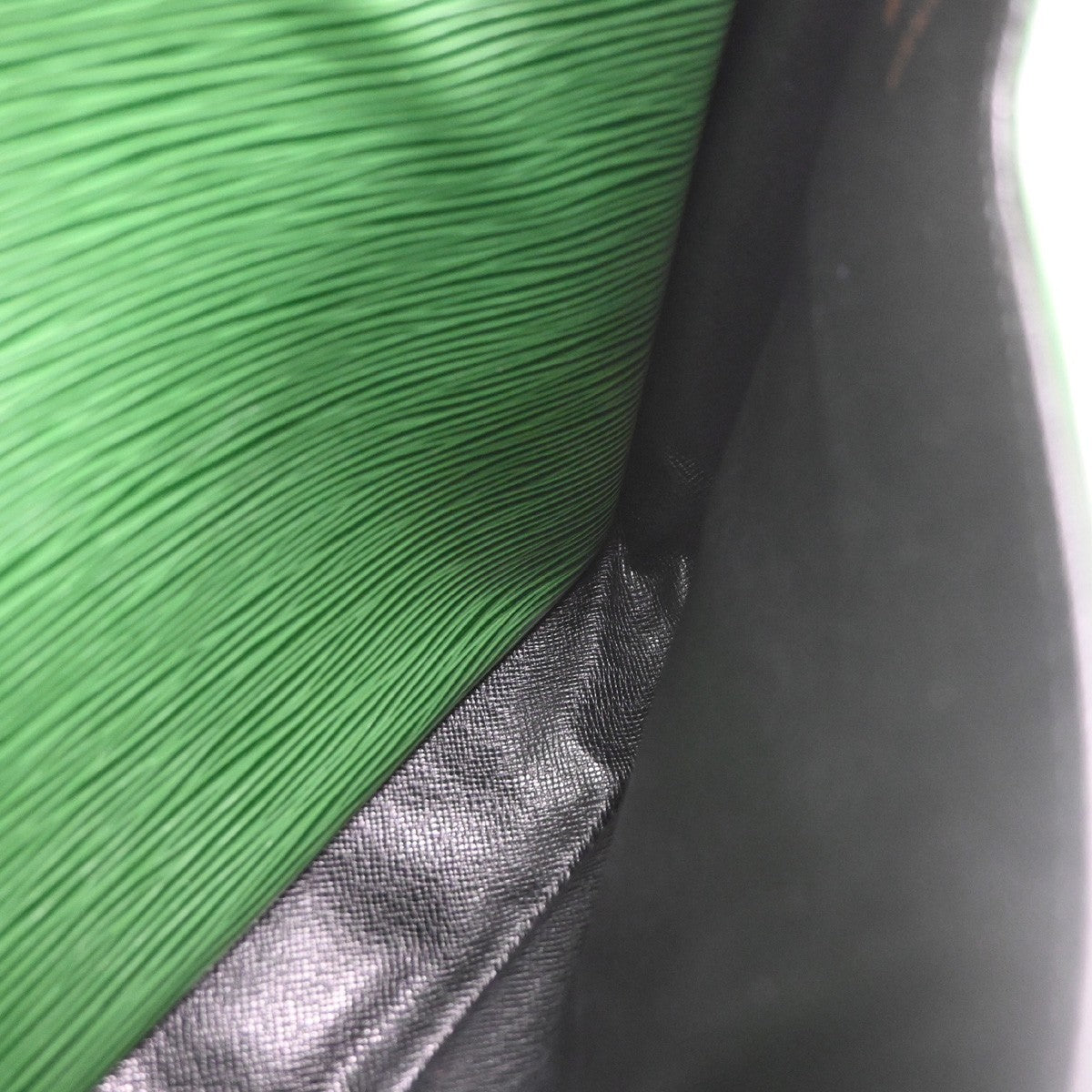 LOUIS VUITTON LV Cartouchiere MM Shoulder Bag Epi Leather Green M52244 80SA155