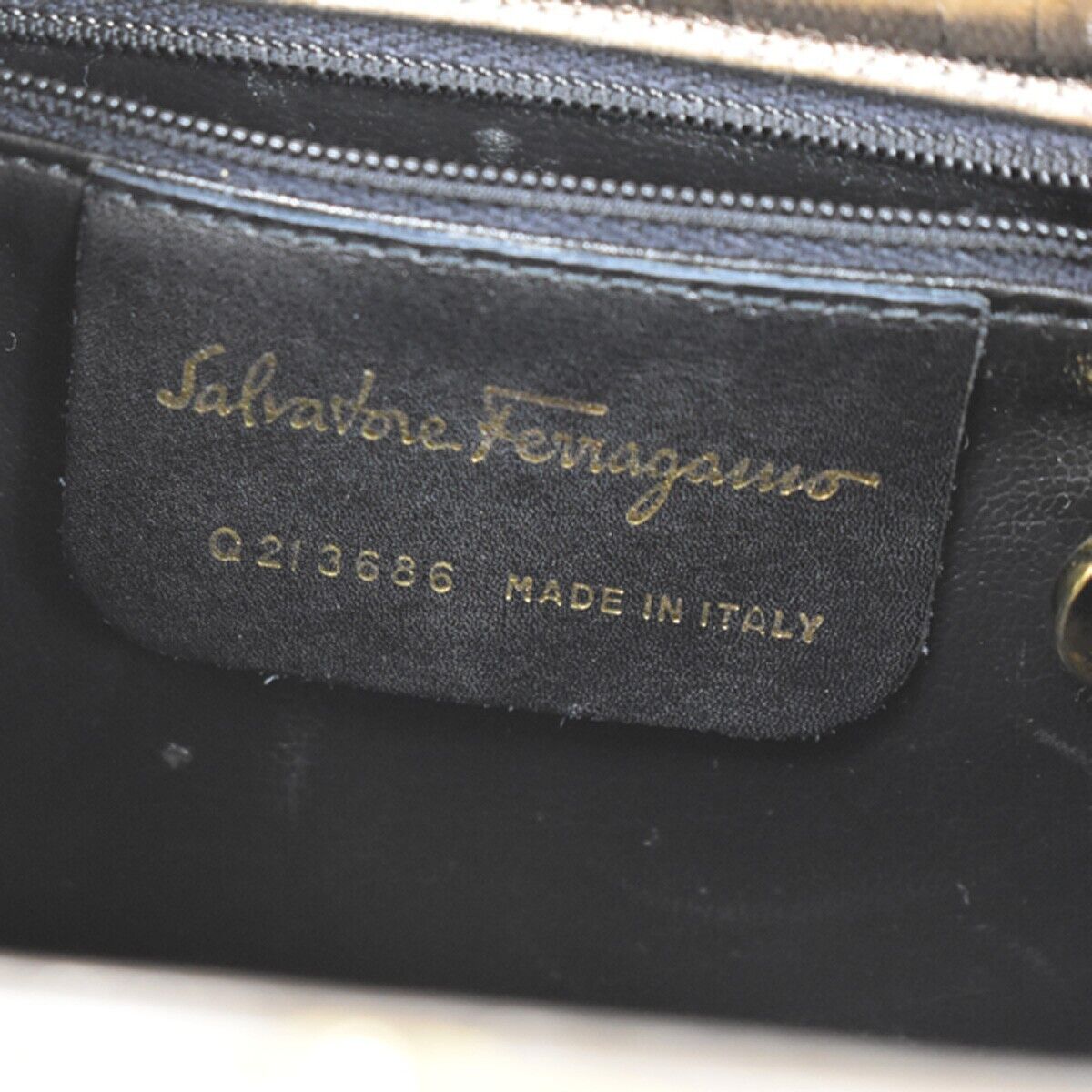 SALVATORE FERRAGAMO Gancini Metal Handle Clutch Hand Bag Leather Gold 62EA805
