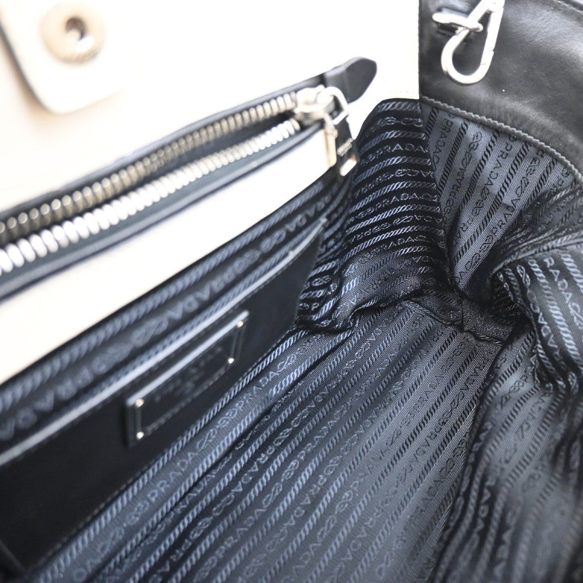 PRADA City Calf Bicolor 2Way Shoulder Tote Hand Bag Leather Black White 34KC748