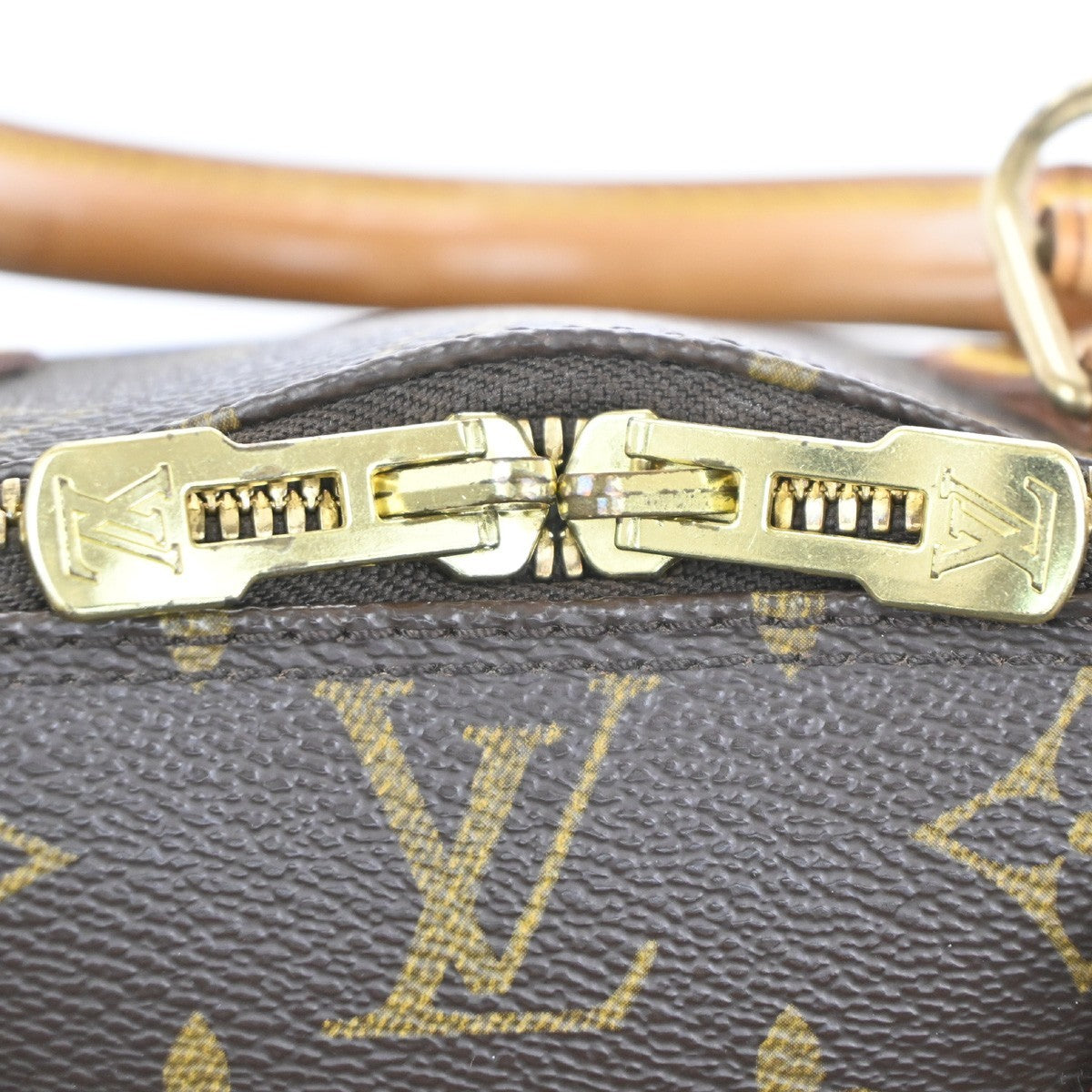 LOUIS VUITTON LV Logo Alma Hand Bag Monogram Leather Brown France M51130 76MA230