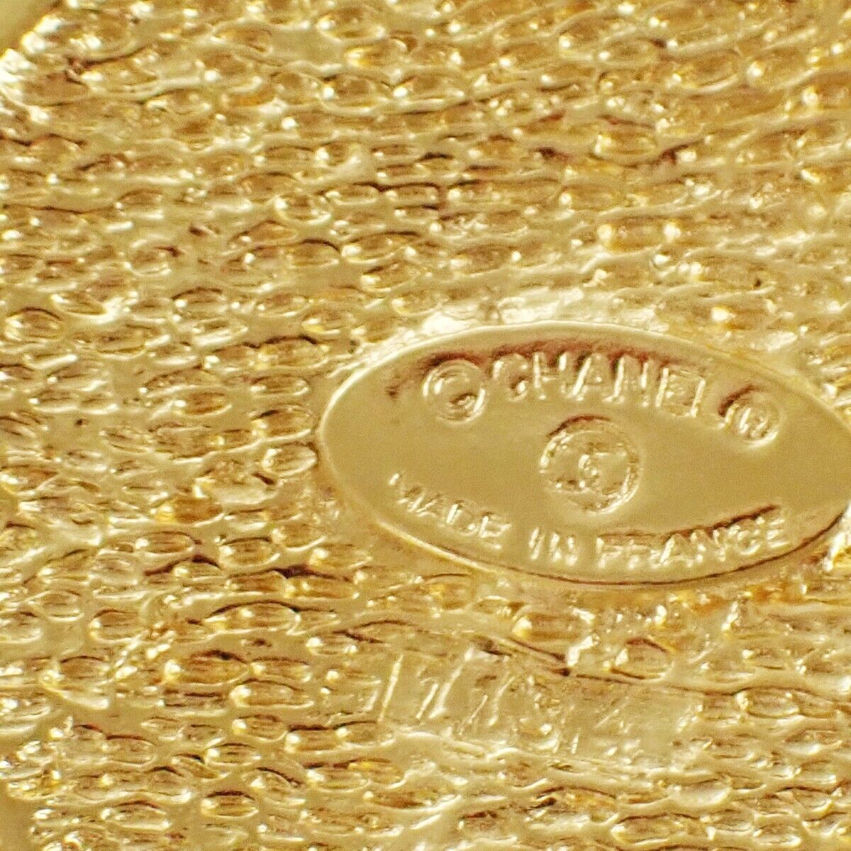 CHANEL CC Logo Rhombus Pin Brooch GHW France Accessory Vintage 38RJ486