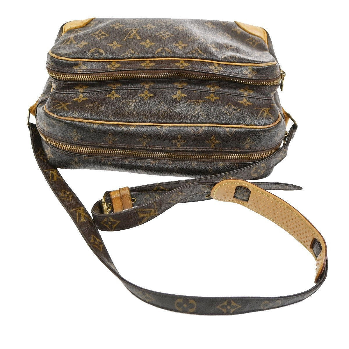 LOUIS VUITTON Nile Crossbody Shoulder Bag Monogram Leather Brown M45244 35CB012