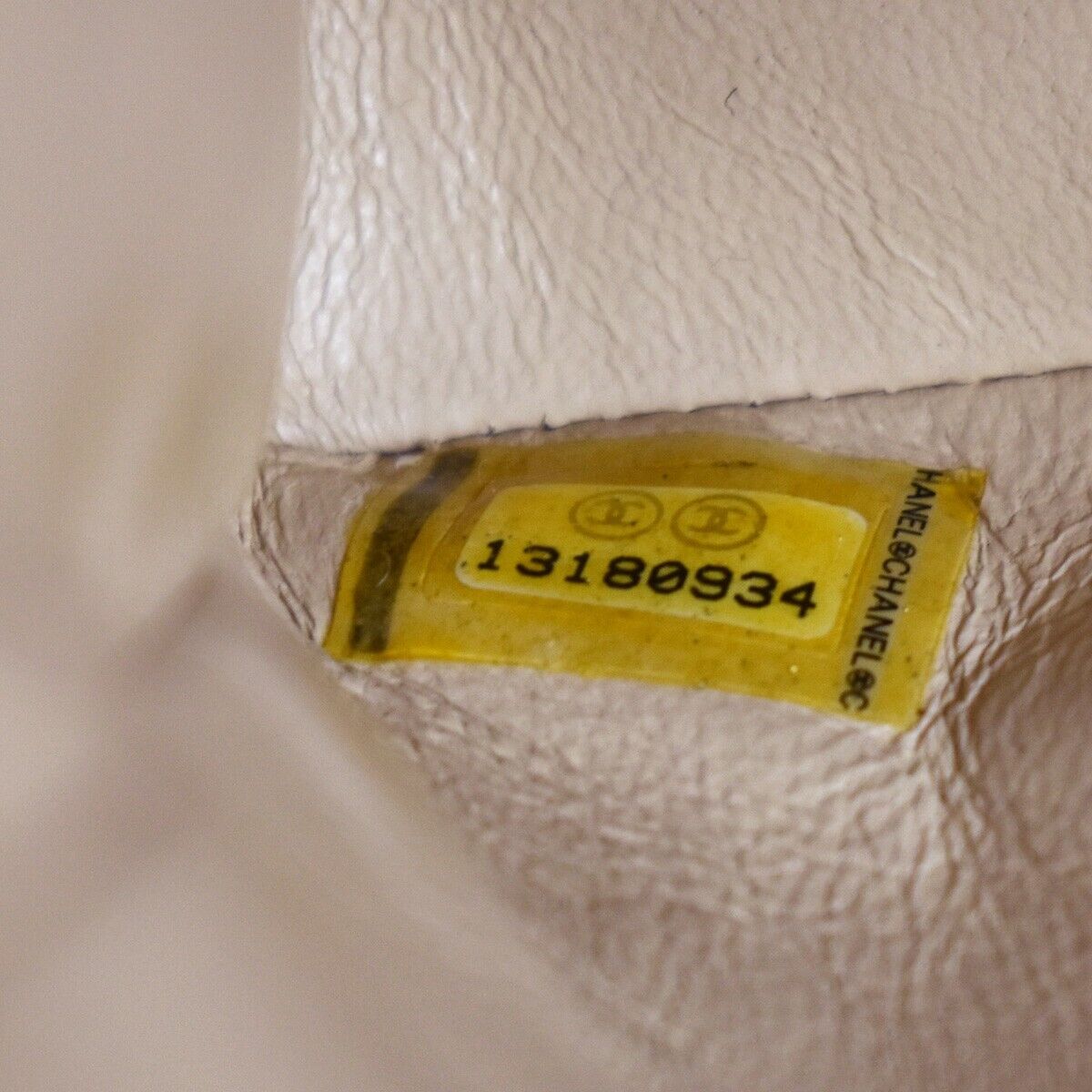 CHANEL CC Matelasse 25 Double Flap Chain Shoulder Bag Caviar Leather 6078LC372