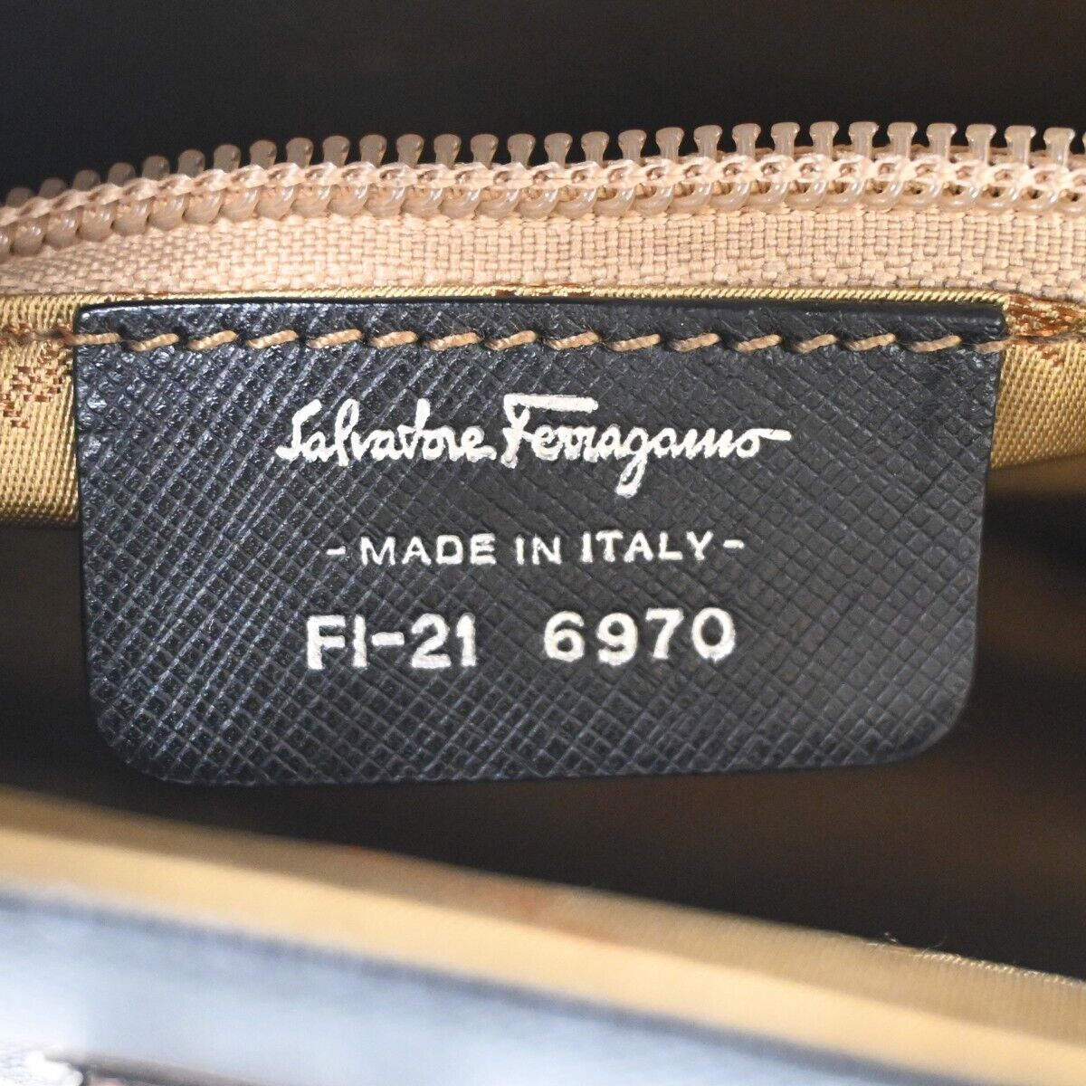 SALVATORE FERRAGAMO Gancini Hand Bag Leather Black Silver Made in Italy 62HB100