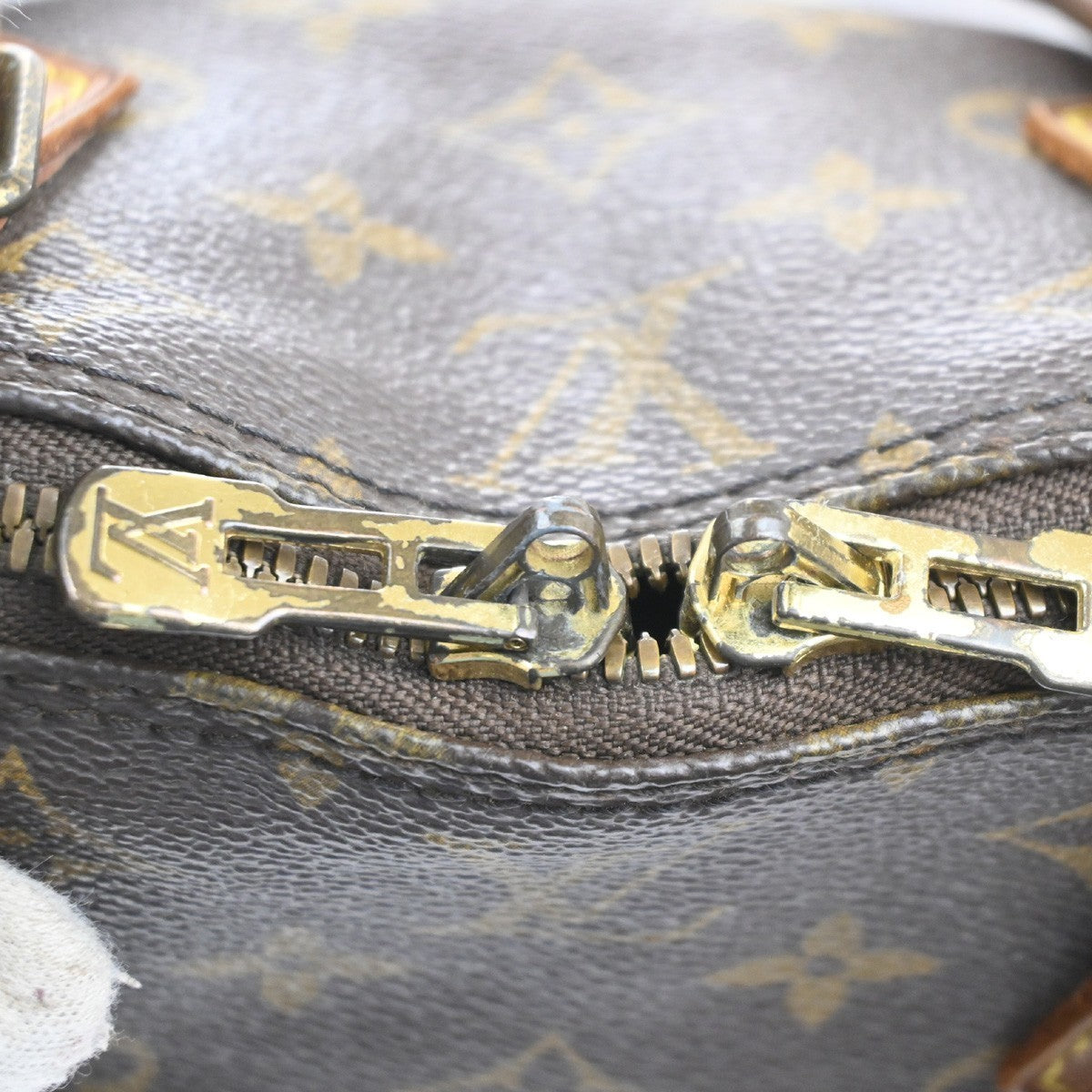 LOUIS VUITTON LV Logo Alma Hand Bag Monogram Leather Brown France M51130 35MA370