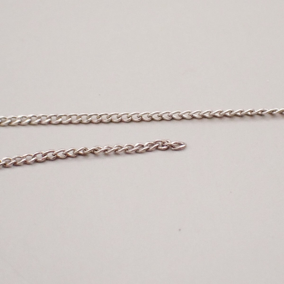 Tiffany & Co. Logo Heart Ribbon Chain Necklace 750 925 Silver Gold 63YH237