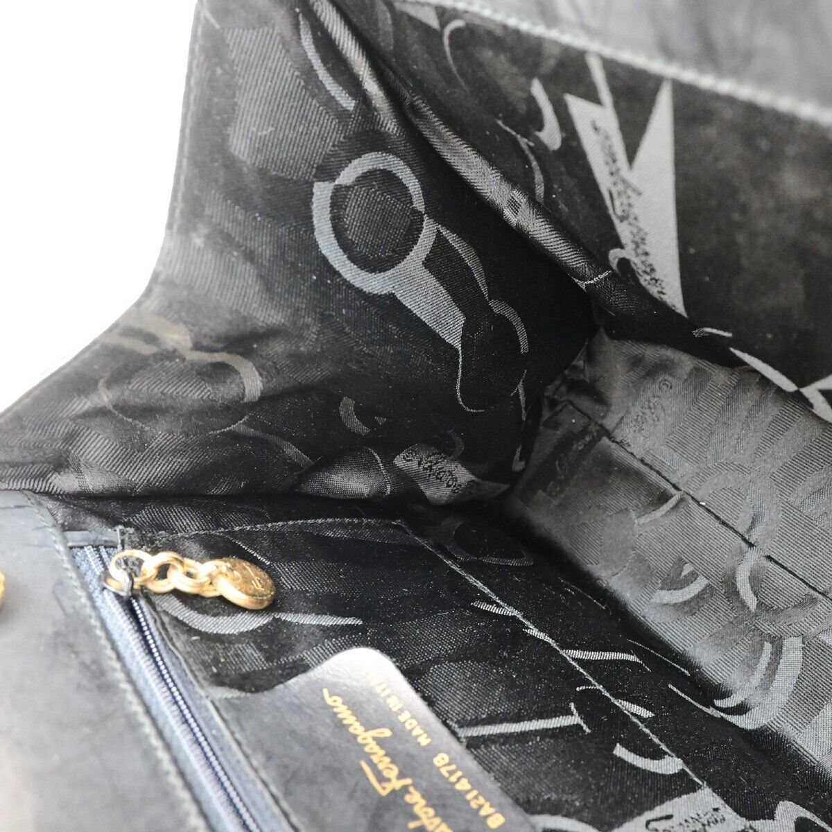 SALVATORE FERRAGAMO Logo Vara Hand Bag Canvas Leather Black Gold Italy 67ED785
