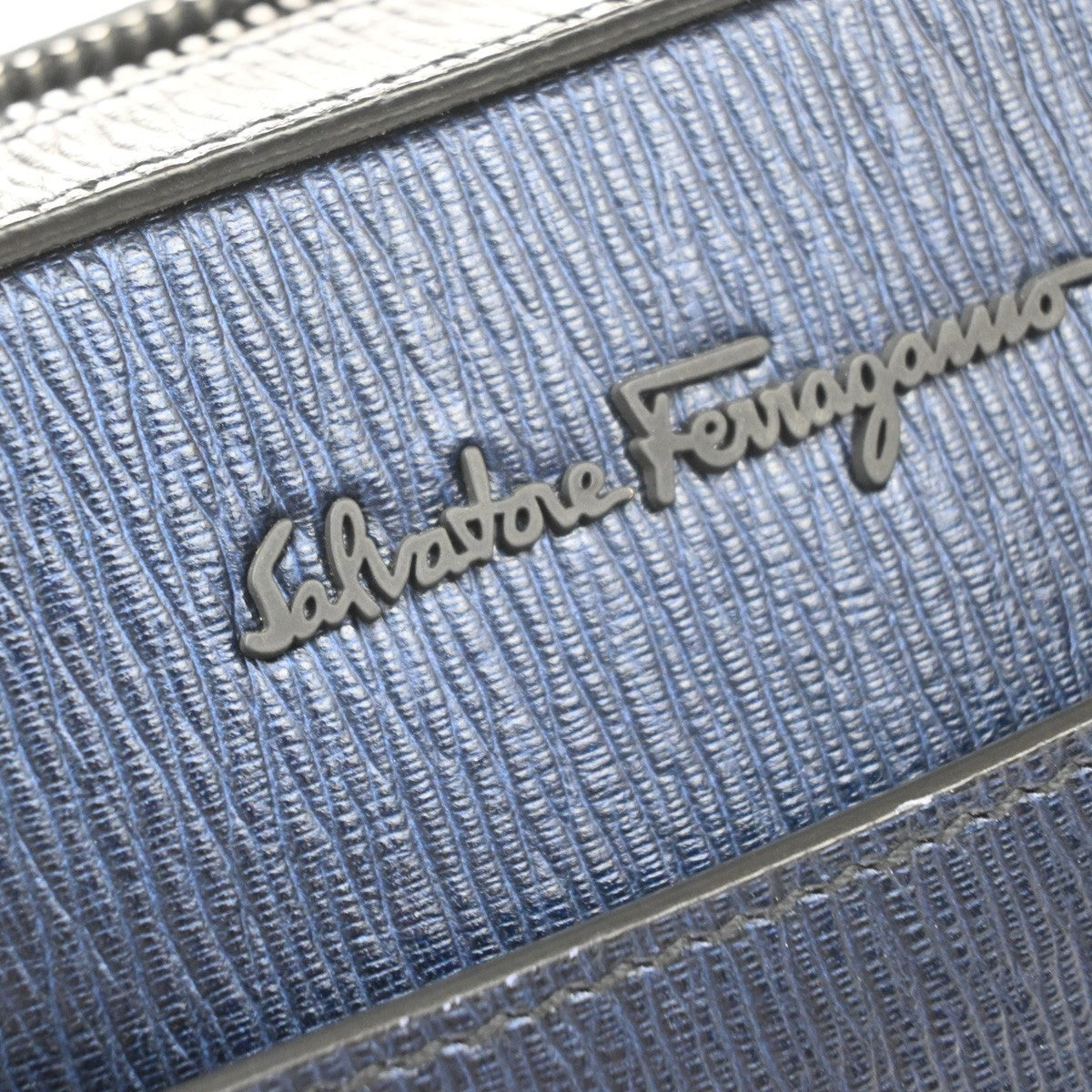 SALVATORE FERRAGAMO Logo Crossbody Shoulder Bag Leather Navy Blue Italy 38YJ125