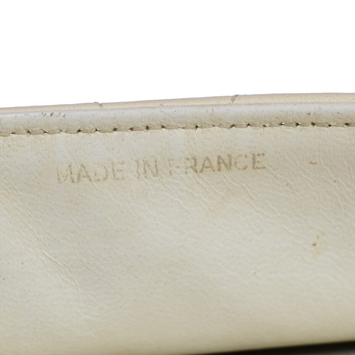 CHANEL CC Logo Matelasse Chain Shoulder Bag Leather White GHW Vintage 694RJ225