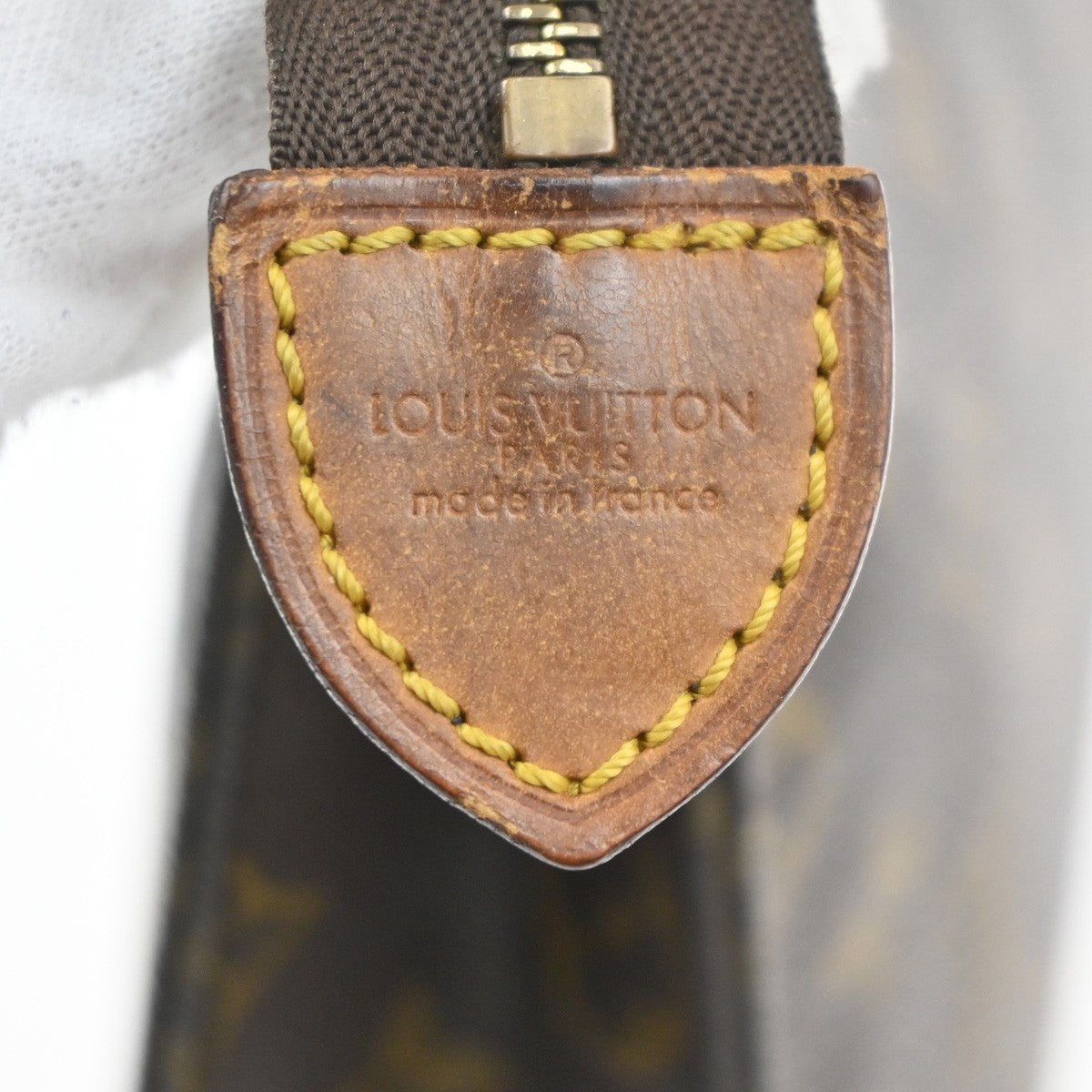 LOUIS VUITTON Poche Toilette 26 Clutch Pouch Bag Monogram Leather M47542 01MA322