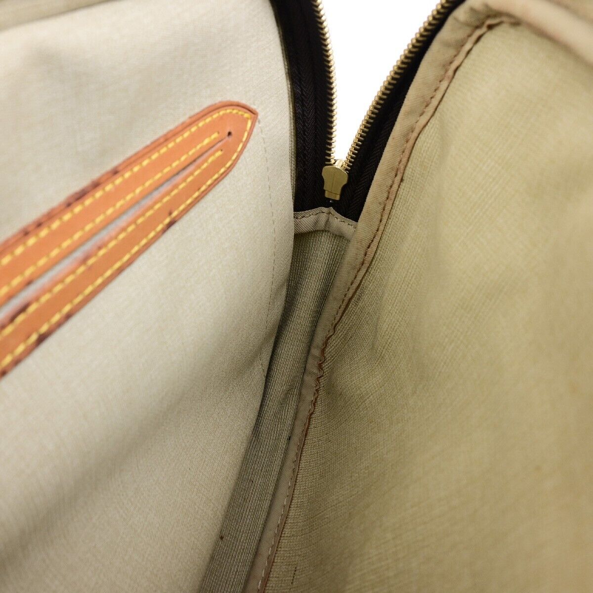 LOUIS VUITTON Reporter PM Crossbody Shoulder Bag Monogram Leather M45254 80ED037