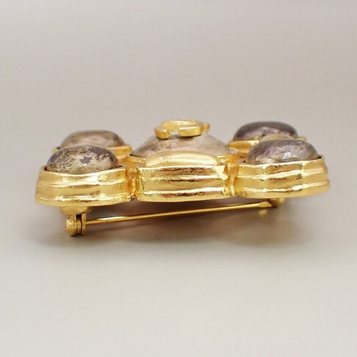 CHANEL CC Logo Pin Brooch 97A Square Gold France Vintage Accessory 93RK083
