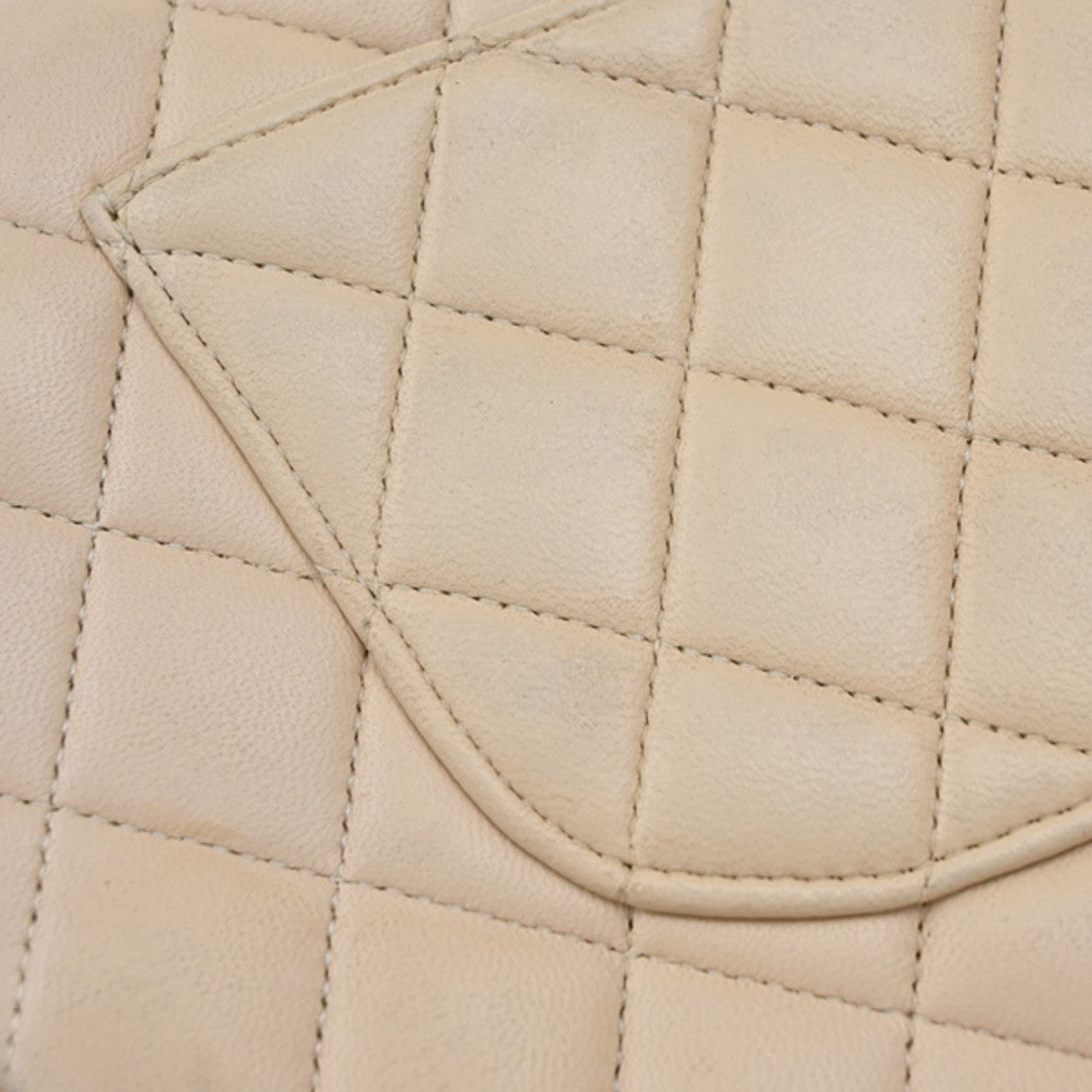 CHANEL CC Matelasse 25 Double Flap Chain Shoulder Bag Leather Beige GHW 827RF945